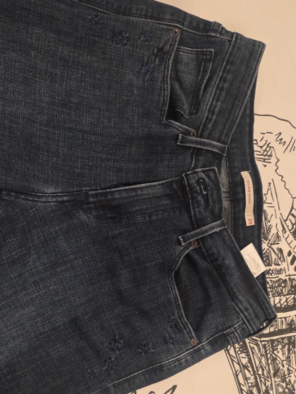 Levi's Indigo Skinny Jeans with Subtle Floral Embroidery
